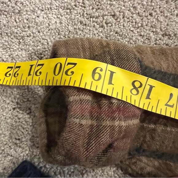 Large Ralph Lauren Wool Flannel - Picture 5 of 5